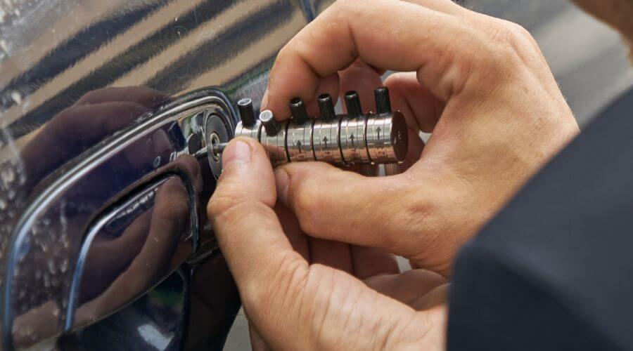 Expert new roof installation services in Russellville, MO